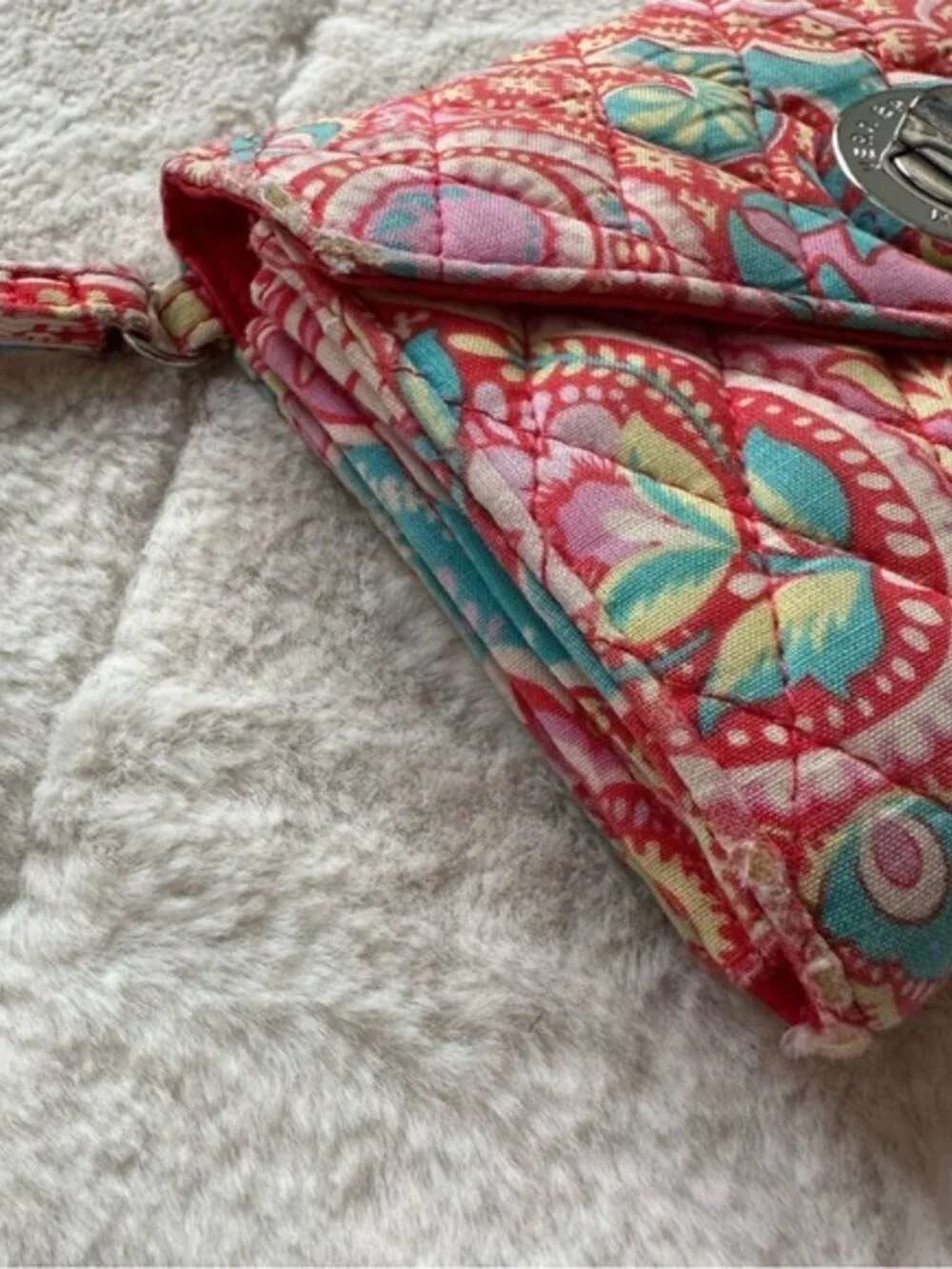 Vera Bradley | Paisley In Paradise | Your Turn Smartphone Wristlet